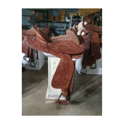 Wide Gullet-Handcarved Leather-Half Breed-Swinging Fender Saddle