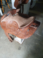 Handcarved Leather-Half Breed-Swinging Fender Saddle